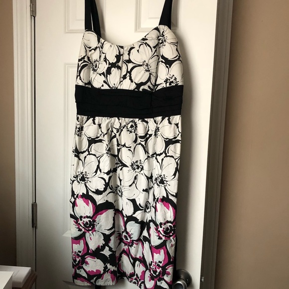 Dresses & Skirts - Plus size floral dress Size 1X